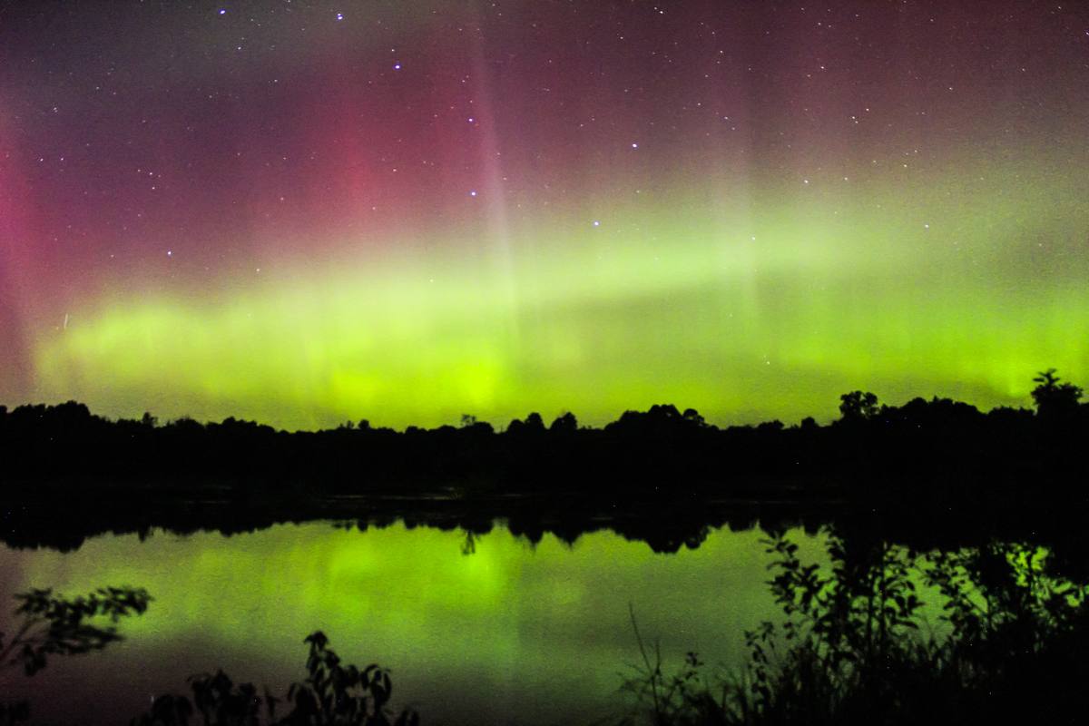 Aurora over water, MadSara Images